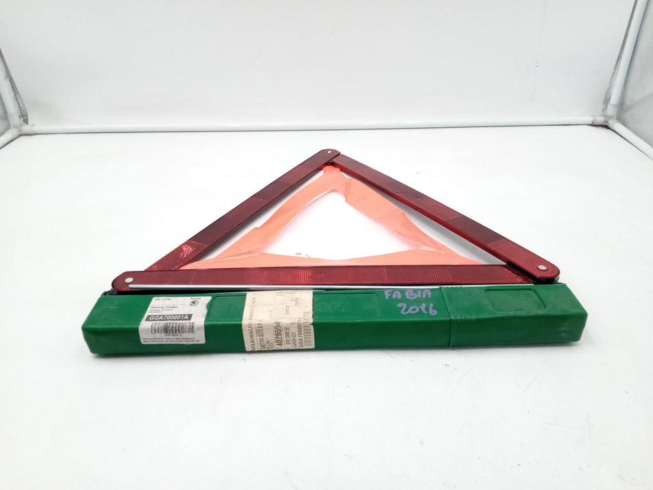 kit triangolo emergenza SKODA Fabia Berlina 3° Serie