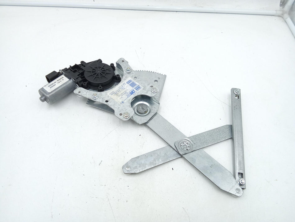 Meccanismo alzavetro Ant. DX TOYOTA Yaris Serie (05>08)
