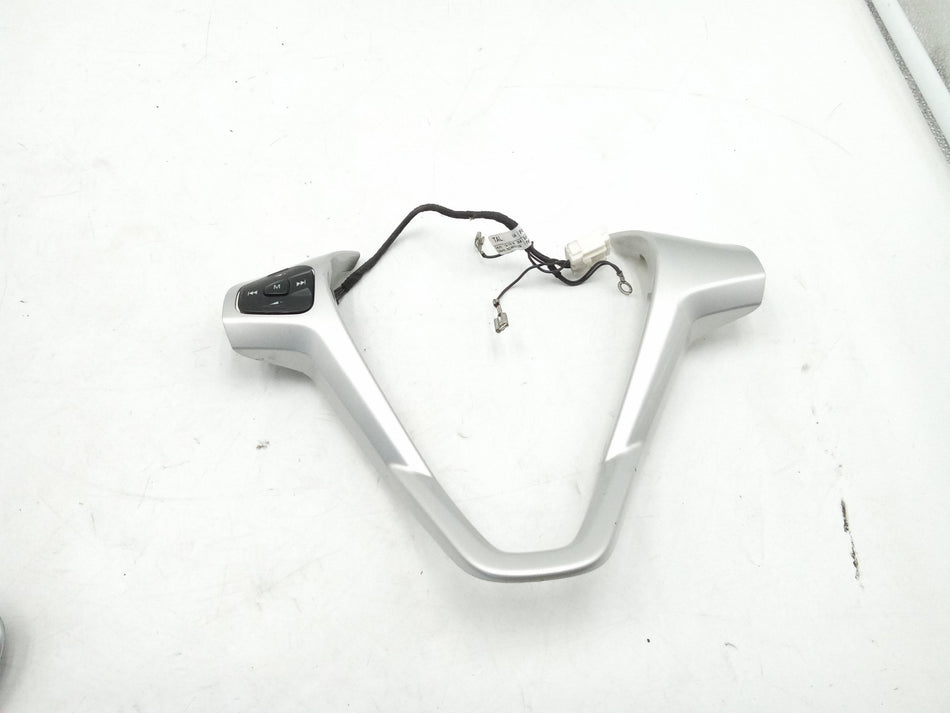 Modanatura cornice volante FORD Fiesta 6° Serie