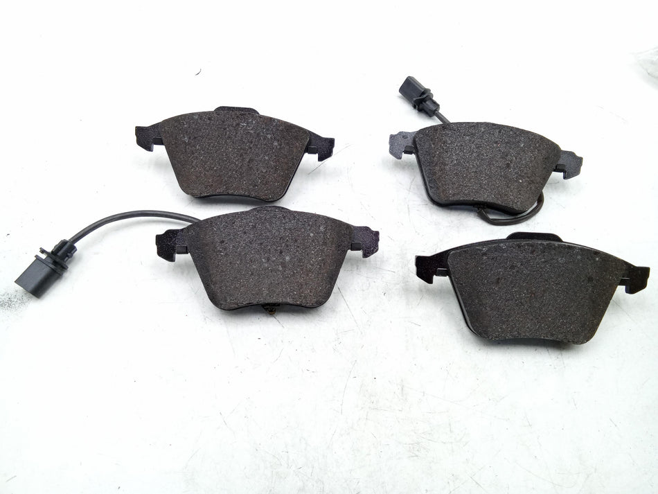 Pastiglie freni AUDI A6 Allroad Serie C6 (4FH) (06>12)