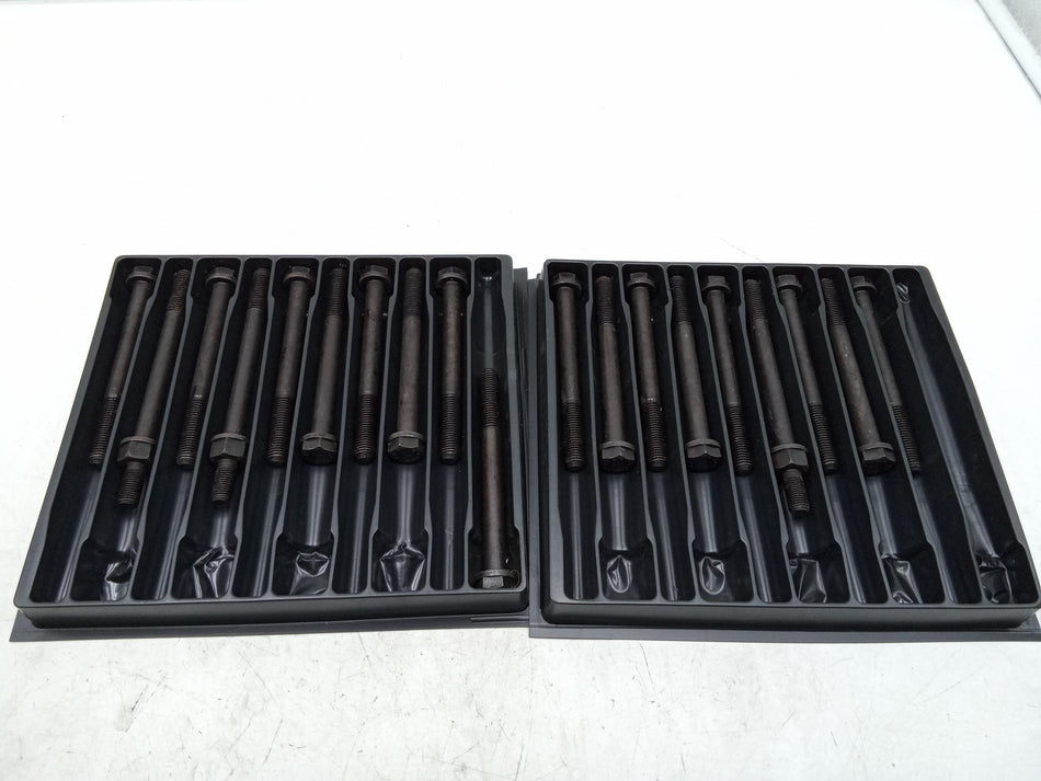 Kit Bulloni Testata ISUZU Trooper 1° Serie