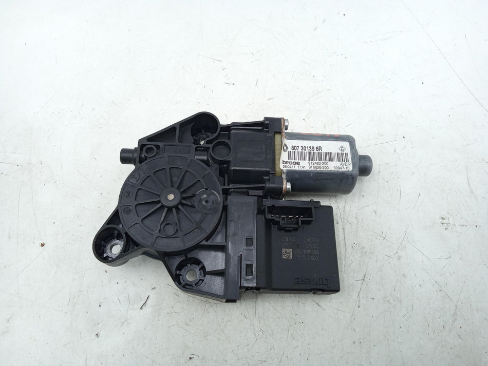 Motorino Alzavetro anteriore destra RENAULT Megane Serie (08>15)