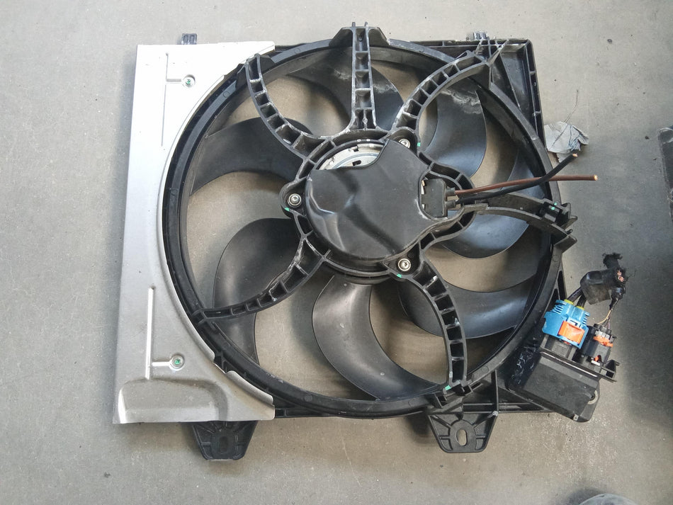 Ventola radiatore PEUGEOT 208 Serie (19>)