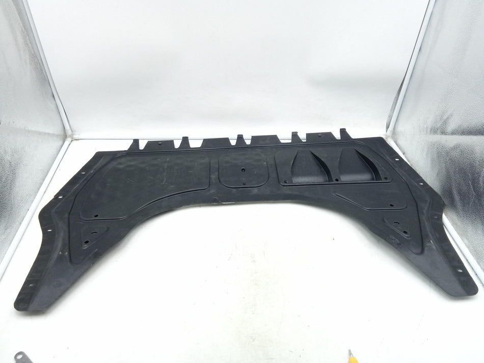 Riparo sotto motore VOLKSWAGEN Golf 5 Berlina (03>08)