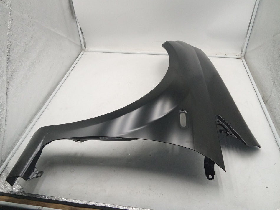 Parafango Anteriore Sinistro FIAT Punto EVO