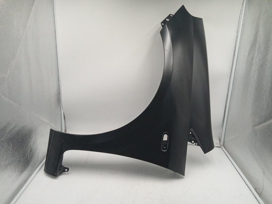 Parafango Anteriore Sinistro FIAT Punto EVO