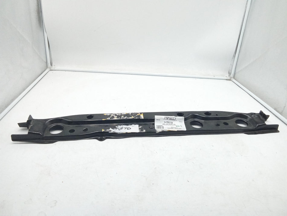 Traversa supporto radiatore TOYOTA Yaris Serie (99>03)
