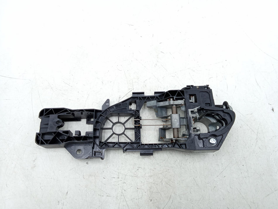 Supporto maniglia Anteriore Sinistra VOLKSWAGEN Passat Berlina 4° Serie