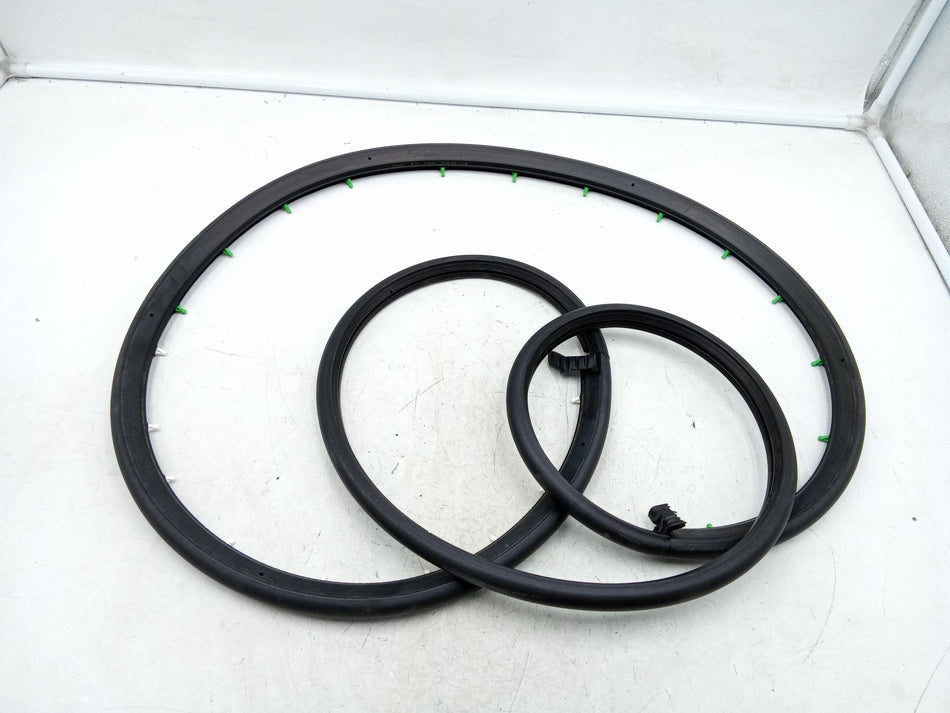 Guarnizione Portiera Posteriore Destra AUDI A4 Avant (8ED) (04>08)