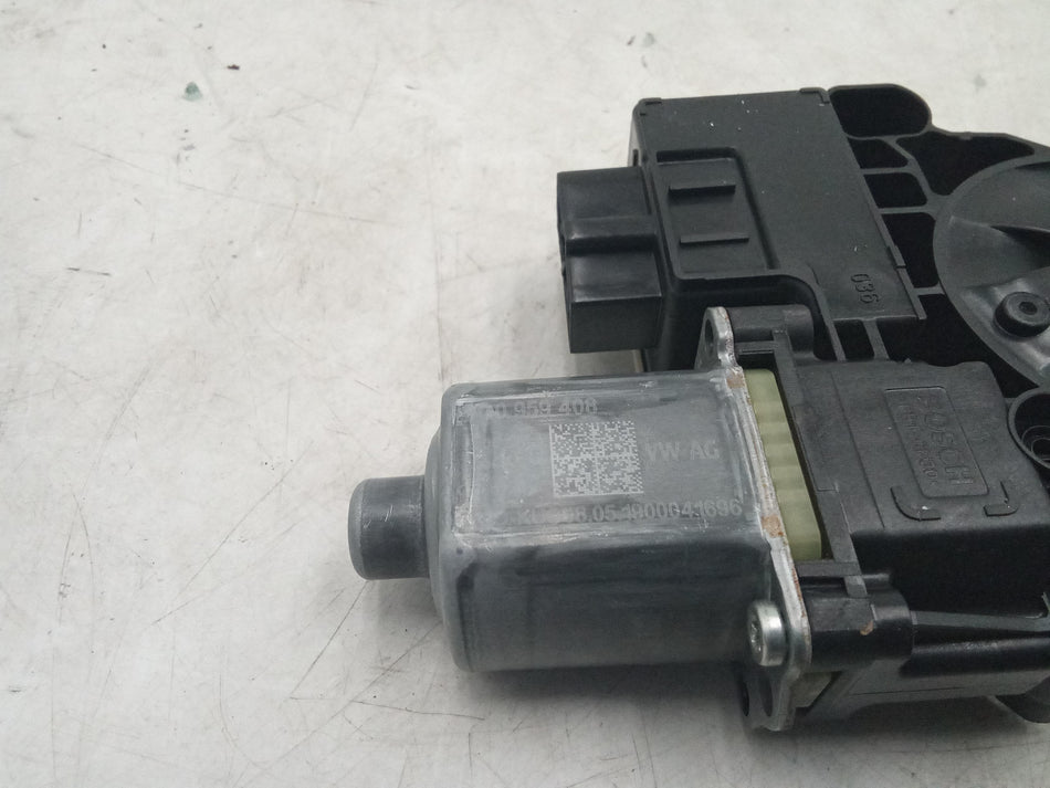 Motorino Alzavetro posteriore destra VOLKSWAGEN T-CROSS Serie (19>)