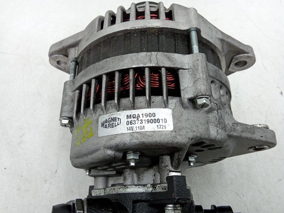 Alternatore OPEL Astra H Berlina