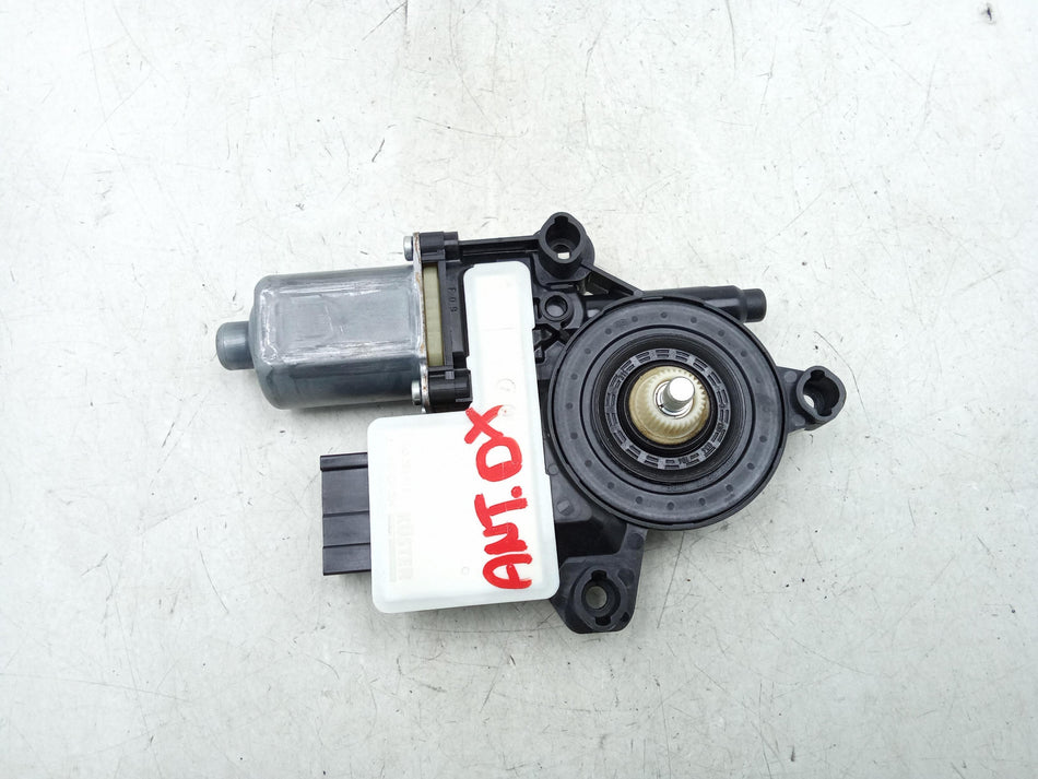 Motorino Alzavetro anteriore destra VOLKSWAGEN Polo 6° Serie