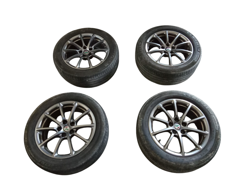 4 Cerchi in lega ALFA ROMEO Giulia Serie (952_) (16>)