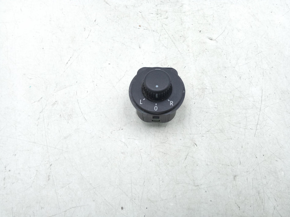 Regolatore specchietti retrovisori VOLKSWAGEN Up Serie (122) (16>)