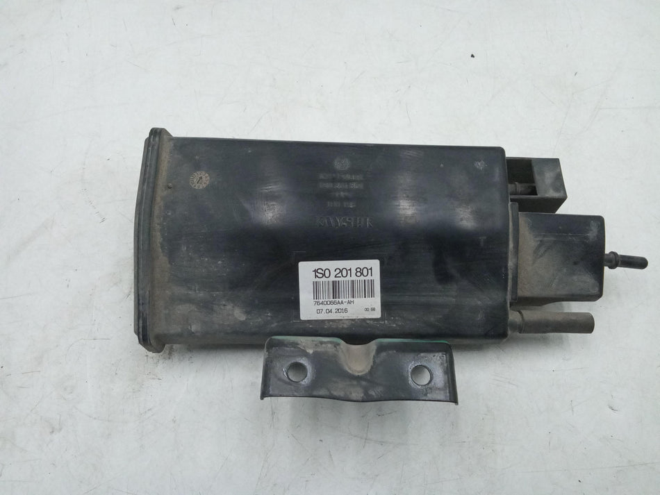 Filtro carboni attivi VOLKSWAGEN Up Serie (122) (16>)