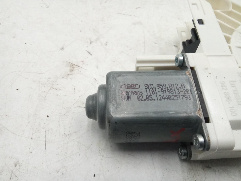 Motorino Alzavetro posteriore destra AUDI A6 Avant Serie C7 (4G5) (11>18)