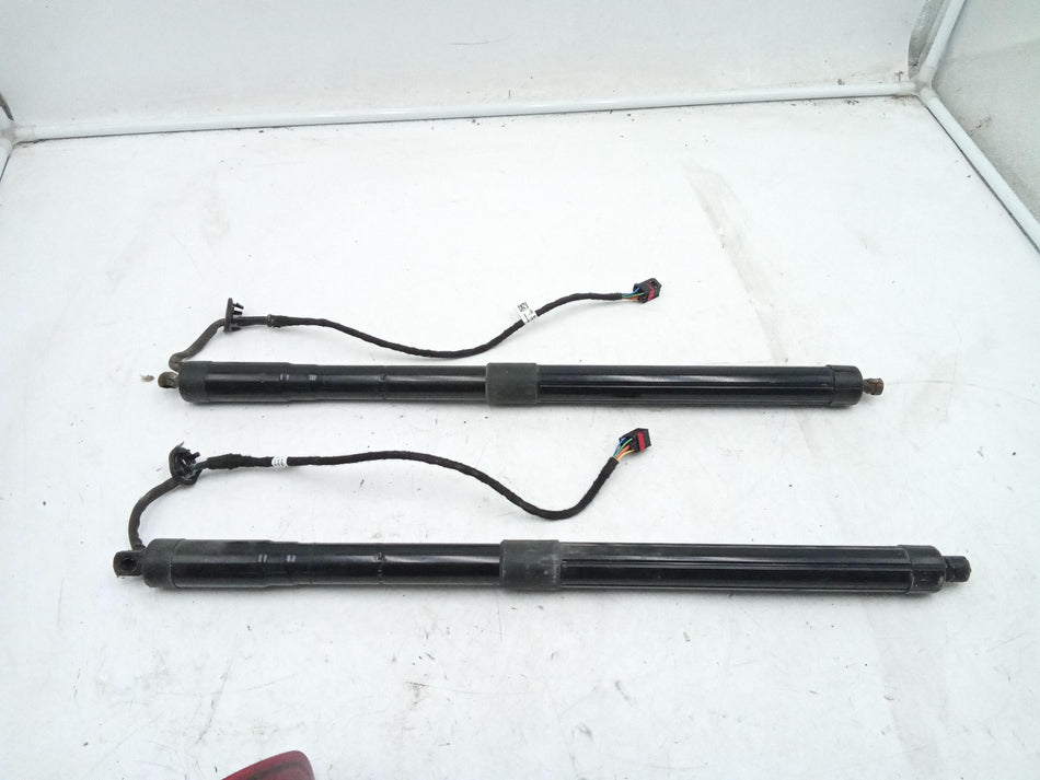 Coppia pistoncini elettrici cofano posteriore SEAT Alhambra 3° Serie