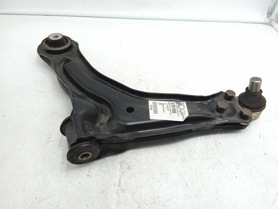 Braccio Oscillante Anteriore Sinistro MERCEDES Vito W638