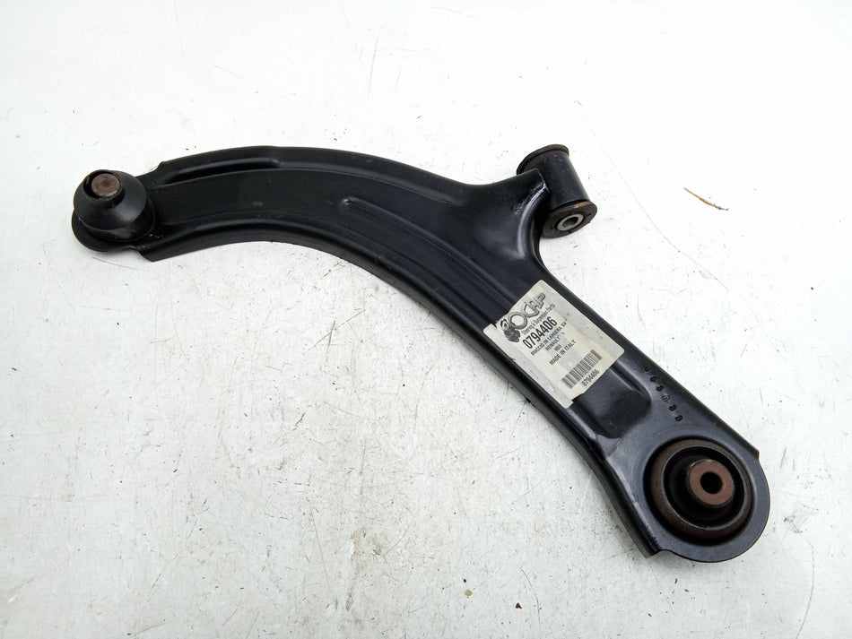 Braccio Oscillante Anteriore Sinistro RENAULT Clio Serie (08>15)