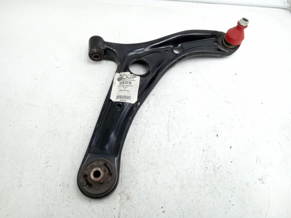 Braccio Oscillante anteriore destro TOYOTA Yaris Serie (99>03)