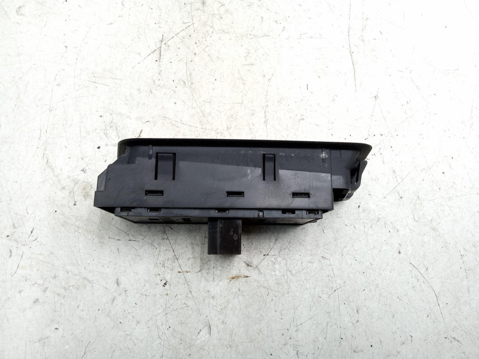 Pulsantiera Anteriore Sinistra VOLKSWAGEN Golf 7 Berlina (12>)