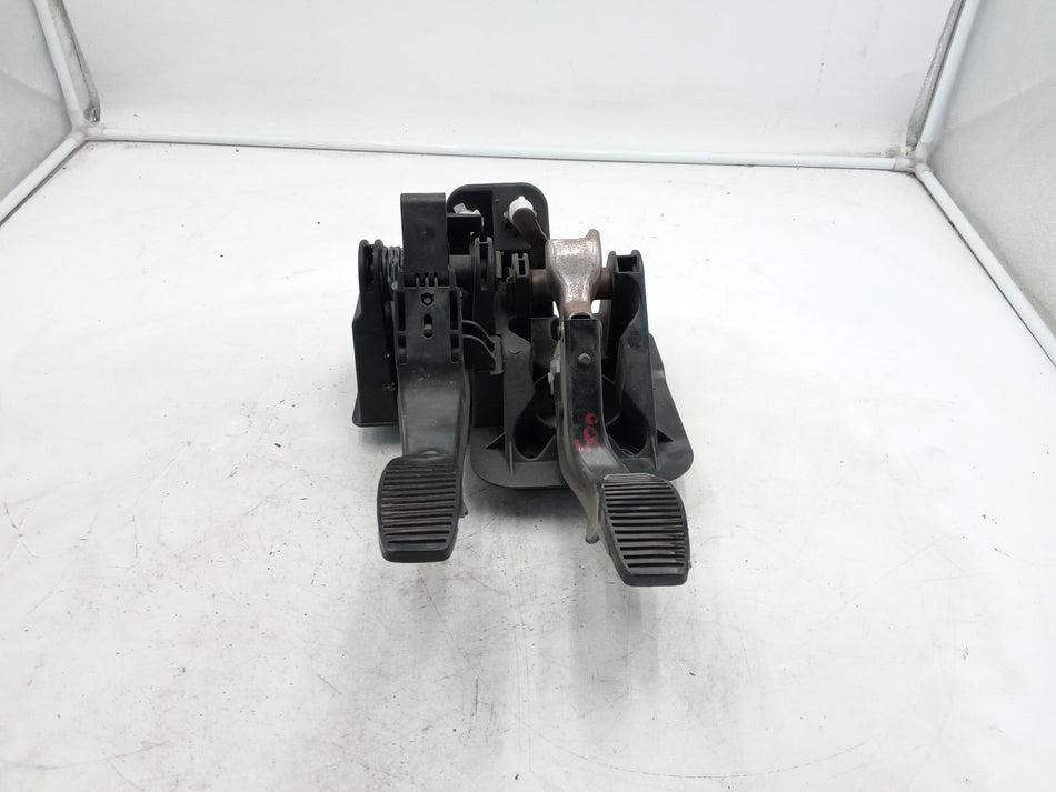 Pedaliera Freno + frizione FIAT 500 Cabrio