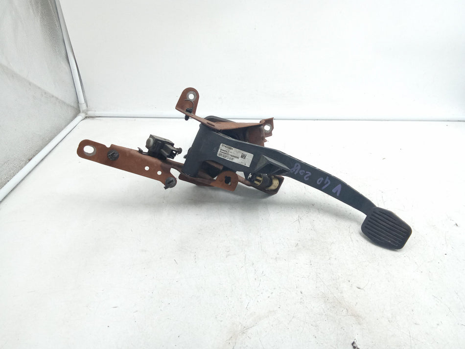 Pedale frizione VOLVO V40 Serie (16>)
