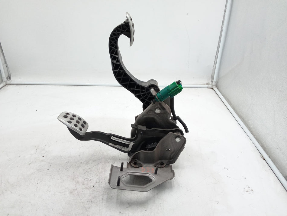 Pedaliera Freno + frizione CITROEN DS3 Cabrio (13>)