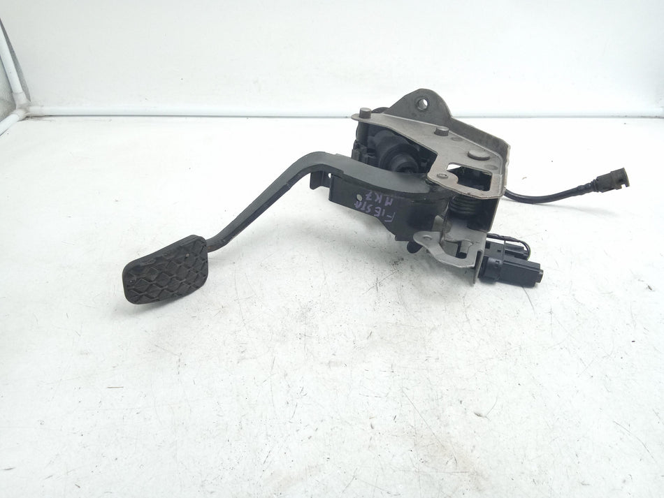 Pedale frizione FORD Fiesta 6° Serie