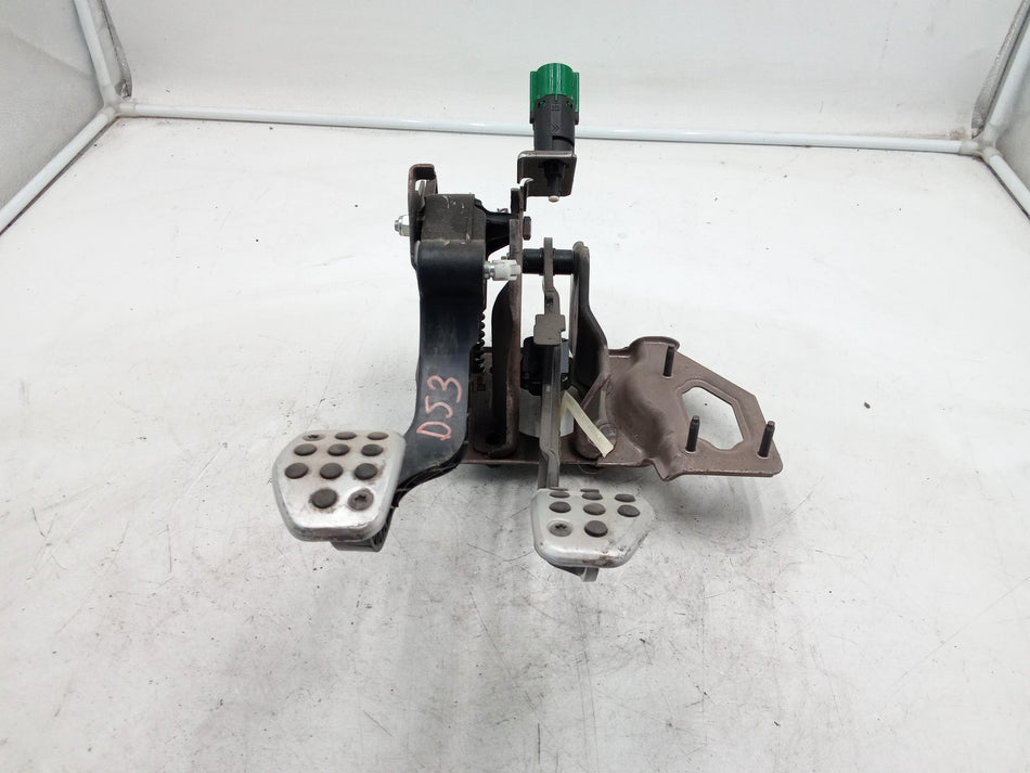 Pedaliera Freno + frizione CITROEN DS3 Cabrio (13>)