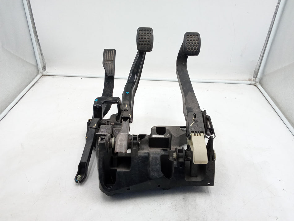 Pedaliera completa freno + frizione + acceleratore CHEVROLET Spark 1° Serie