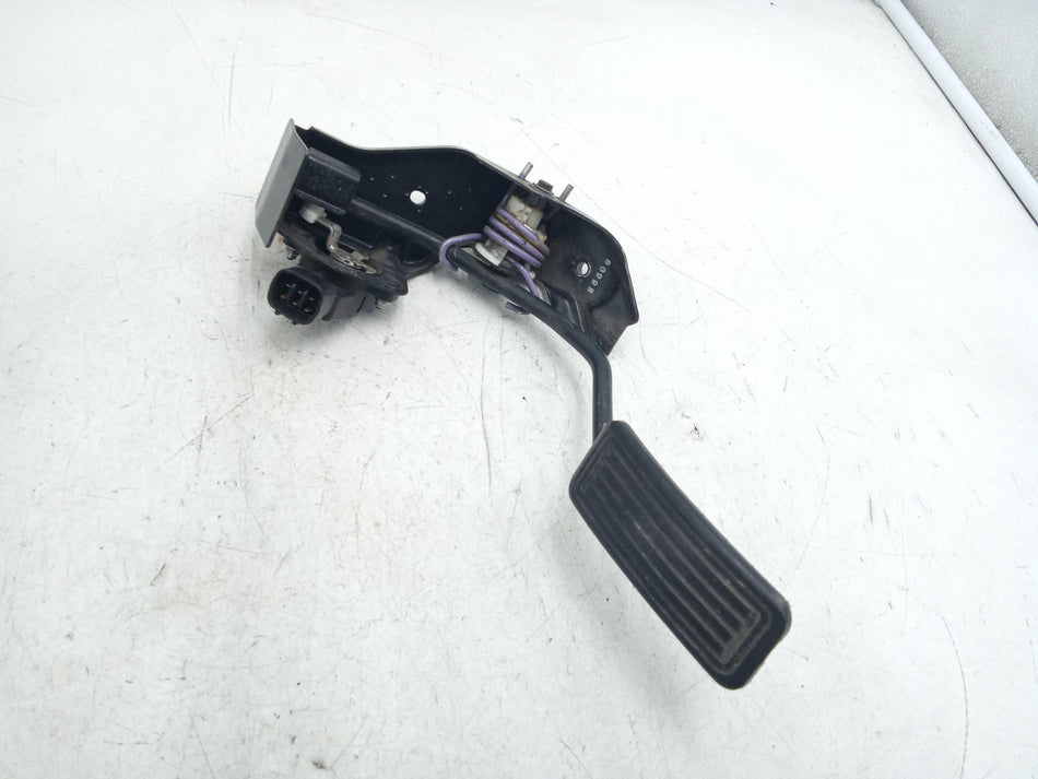 Pedale acceleratore TOYOTA Avensis Berlina 2° Serie