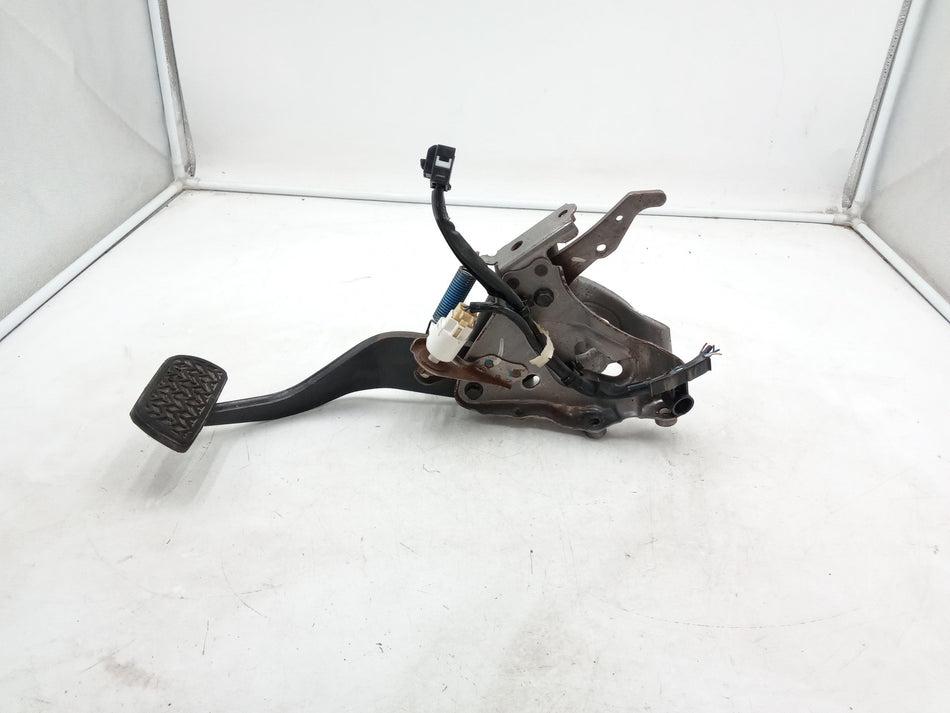 Pedale Freno TOYOTA IQ 1° Serie