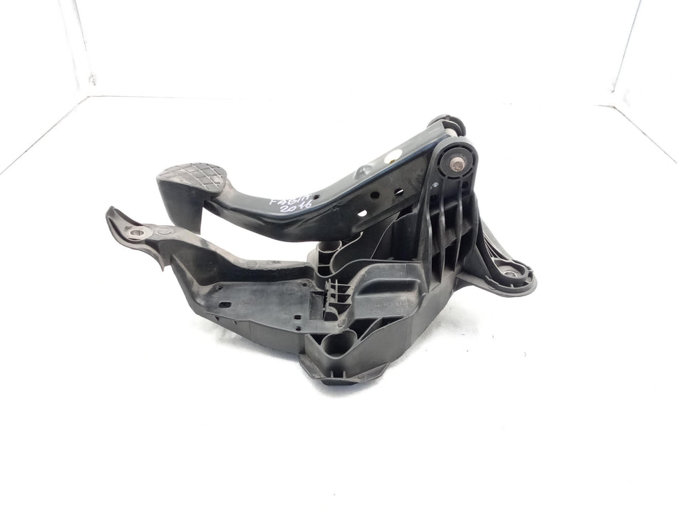 Pedale Freno SKODA Fabia Berlina 3° Serie
