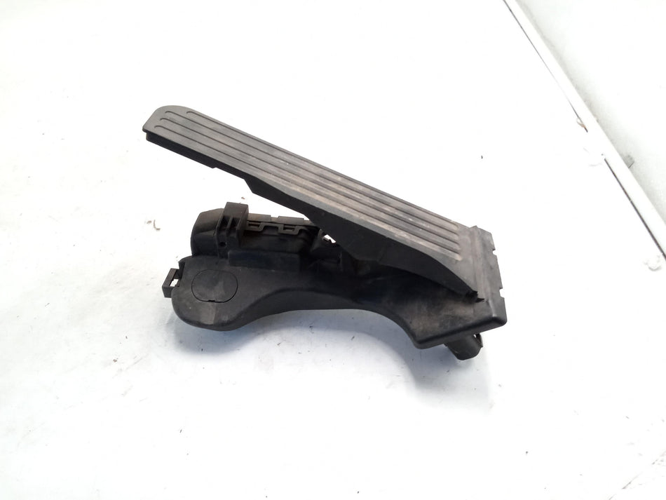 Pedale acceleratore VOLKSWAGEN Touran 2° Serie