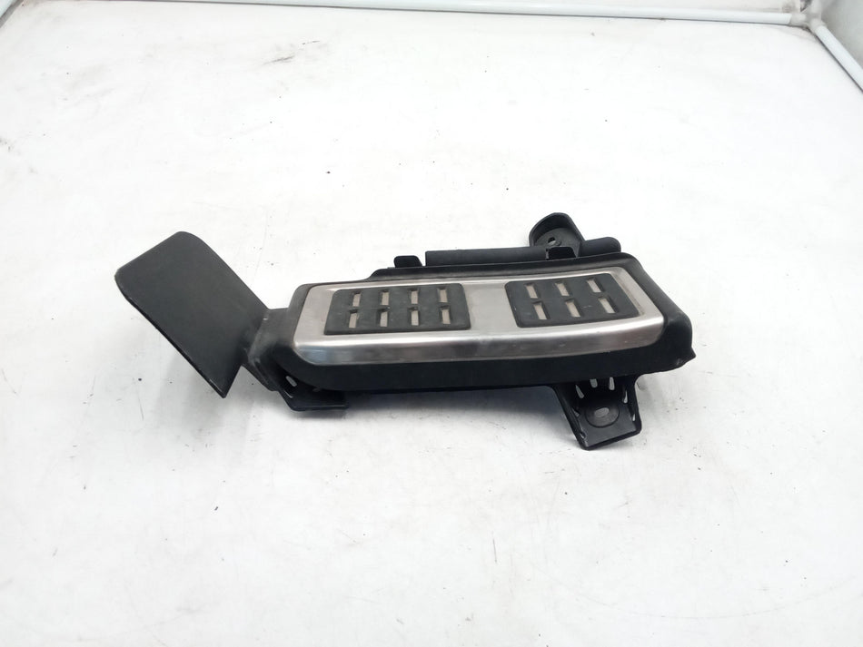 Poggiapiede AUDI A3 Serie (8V1) (12>18)