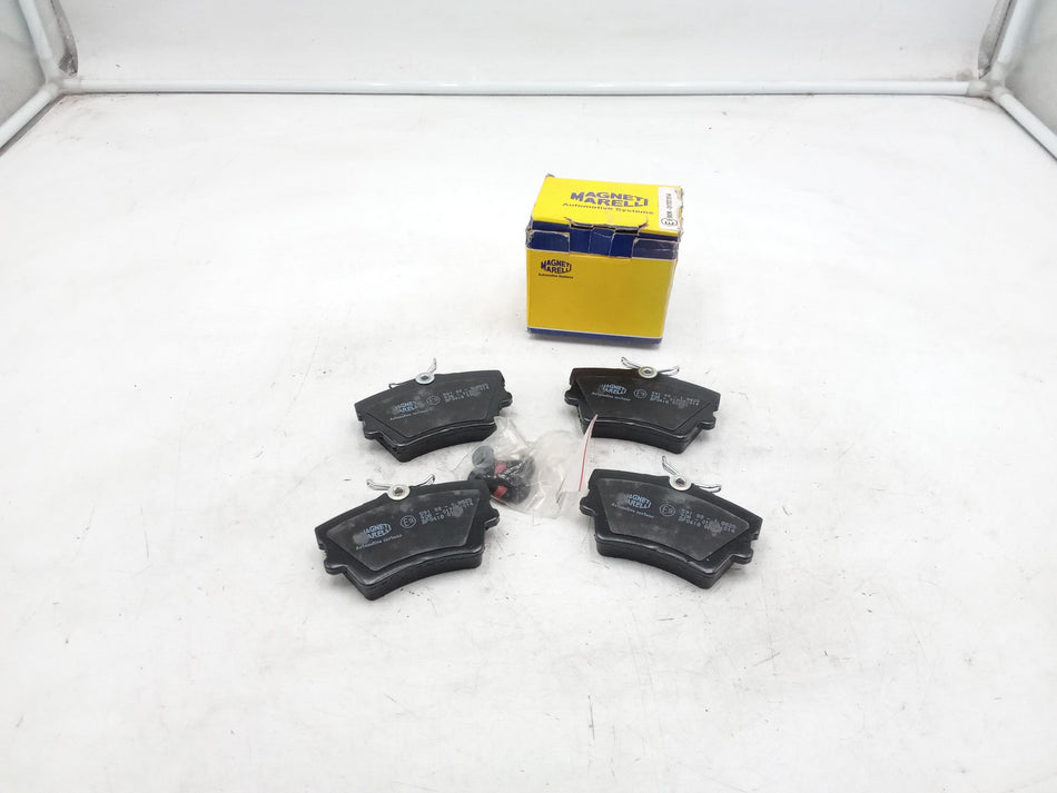 Pastiglie freno posteriori VOLKSWAGEN Caravelle Serie (19>)