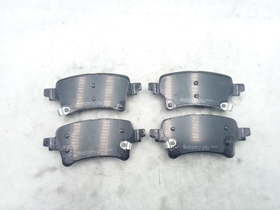 Pastiglie freno posteriori JEEP Wrangler Serie IV (17>)