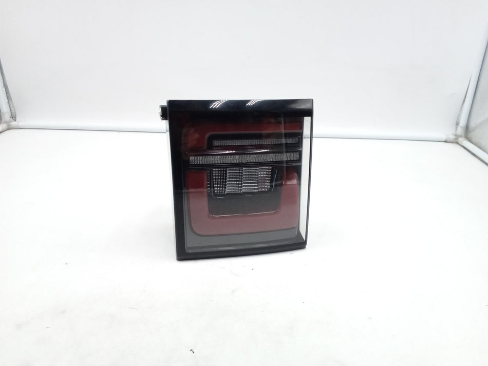 Stop Posteriore Destro Integrato nel Portello LAND ROVER Discovery Sport (L550) (19>)