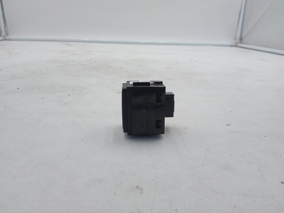 Pulsante apertura portellone posteriore LAND ROVER Discovery Sport (L550) (19>)