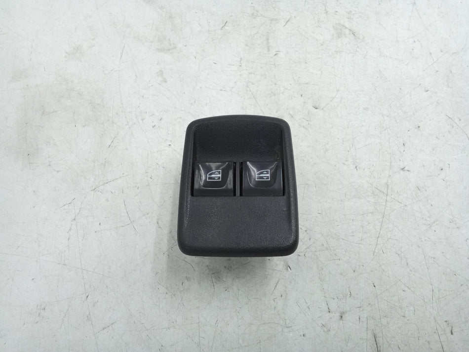Pulsantiera Anteriore Sinistra DACIA Sandero Serie II (12>20)