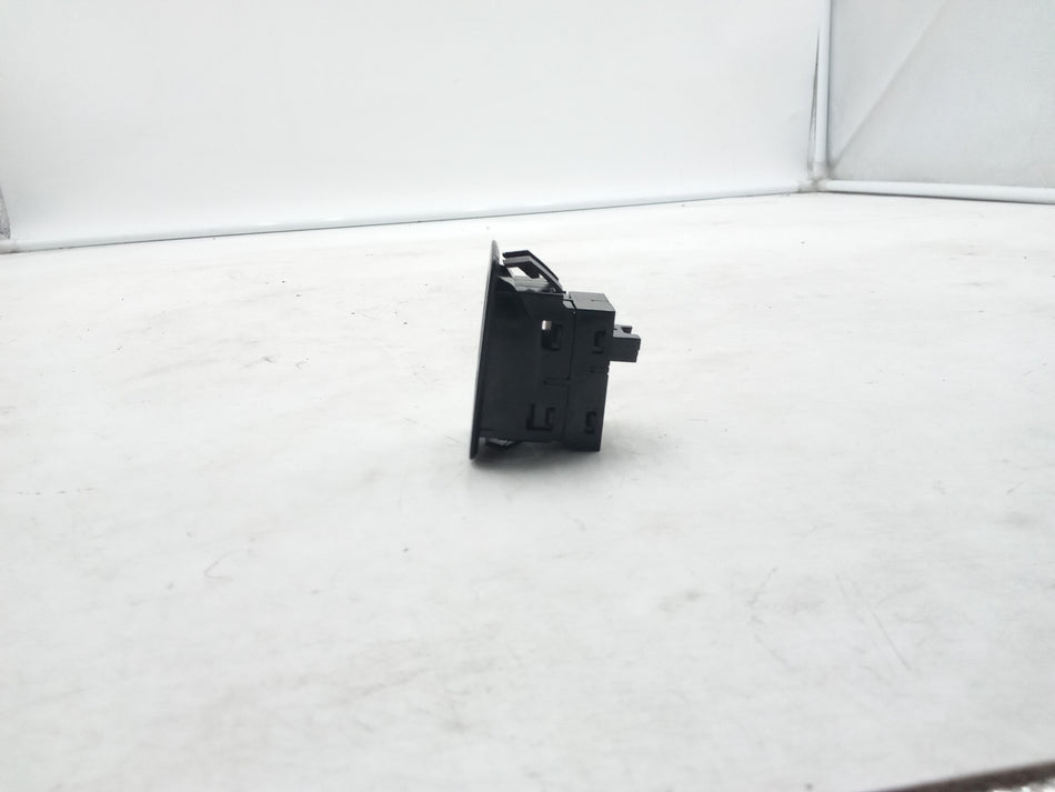 Pulsantiera Posteriore Destra BMW Serie 1 F20 (11>19)