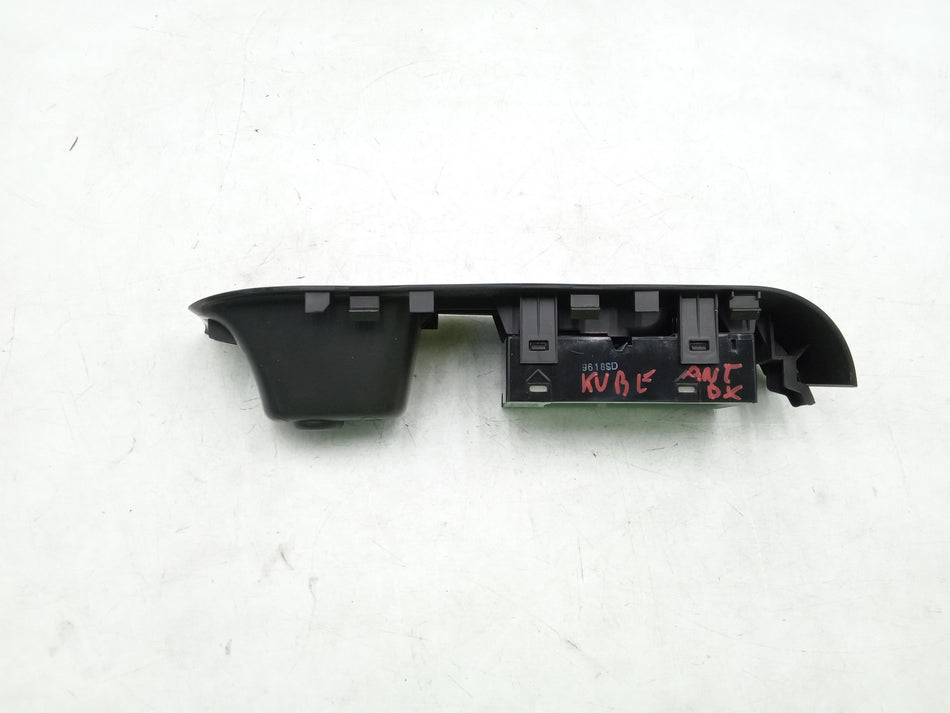 Pulsantiera Anteriore Destra NISSAN Cube Serie